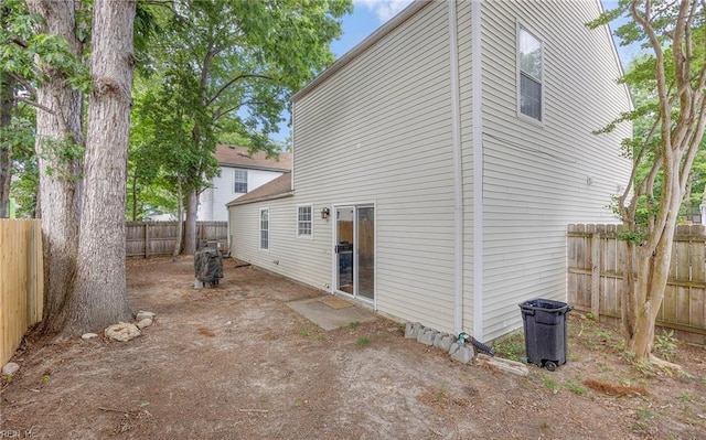 187 N Hunt Club Run, Newport News, VA 23608 - rear view of property with a fenced backyard