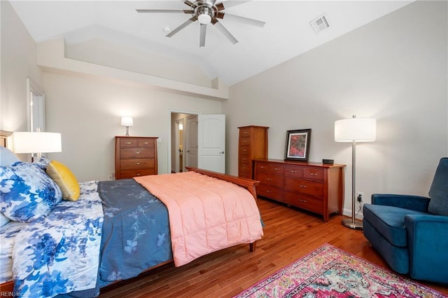 816 Dawson Cir, Chesapeake, VA 23322 - bedroom featuring lofted ceiling, wood finished floors, and ceiling fan