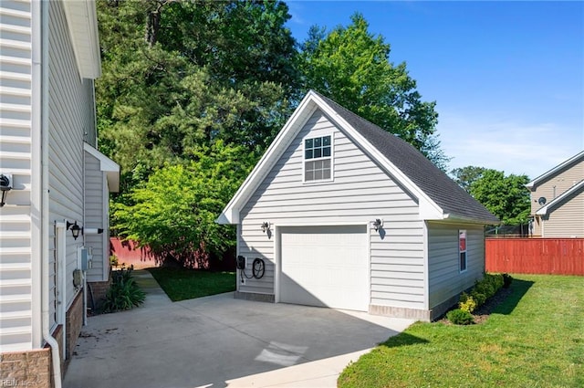 816 Dawson Cir, Chesapeake, VA 23322 - detached garage with concrete driveway