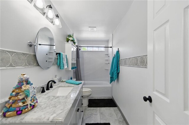 full bath featuring toilet, vanity, and shower / bathtub combination with curtain