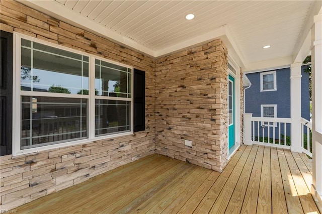 439 Cooper St, Hampton, VA 23669 - view of wooden terrace