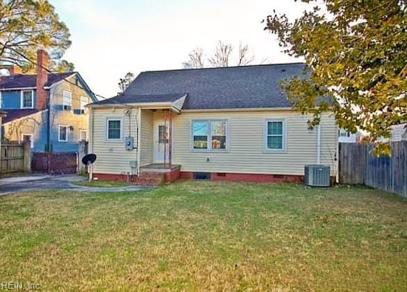 220 Chesterfield Rd, Hampton, VA 23661 - view of front of home with crawl space and central AC unit