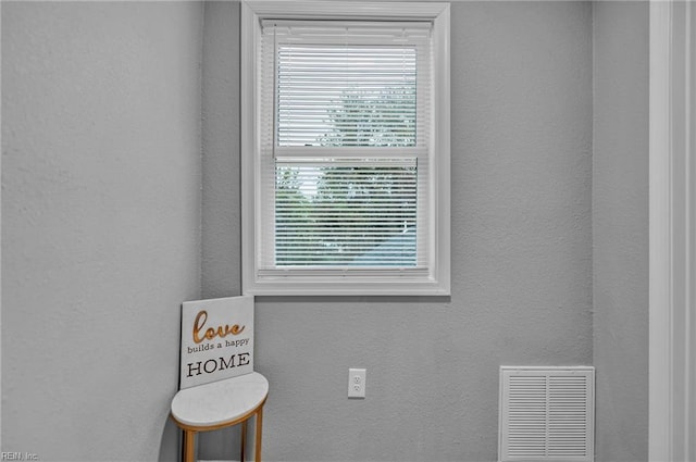 1233 25th St, Newport News, VA 23607 - detailed view of a textured wall