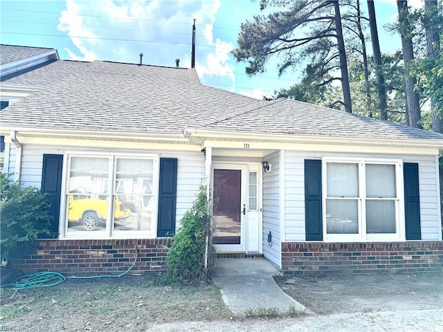 121 Monarch Glade, Yorktown, VA 23692 - bungalow featuring a shingled roof and brick siding
