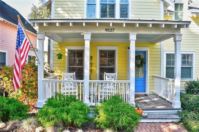 9527 24th Bay St, Norfolk, VA 23518 - entrance to property with covered porch