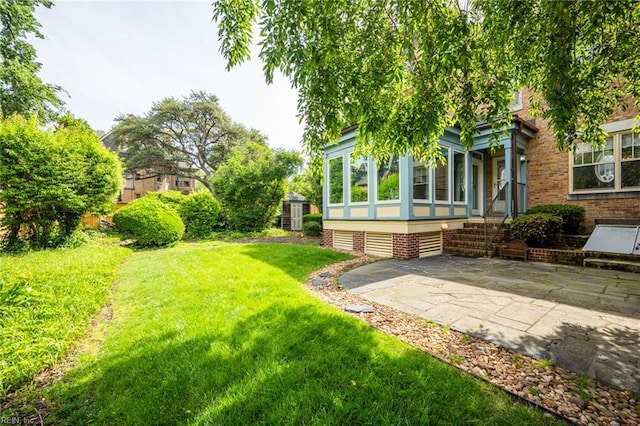 502 Pembroke Ave, Norfolk, VA 23507 - view of grassy yard with a patio