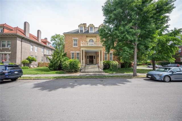 502 Pembroke Ave, Norfolk, VA 23507 - view of front of property with a balcony and brick siding