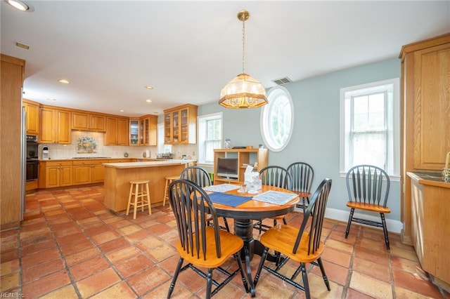 502 Pembroke Ave, Norfolk, VA 23507 - dining room featuring recessed lighting and baseboards