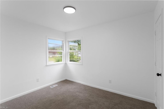 1304 Woodcrest Dr, Hampton, VA 23663 - empty room featuring carpet floors and baseboards