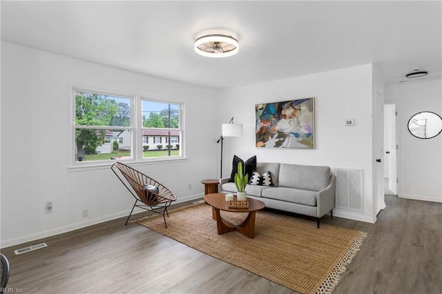 1304 Woodcrest Dr, Hampton, VA 23663 - living room featuring wood finished floors and baseboards