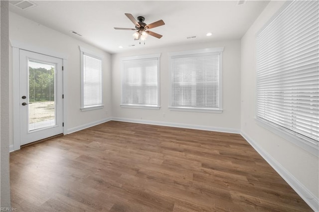5376 Kenmere Ln, Smithfield, VA 23430 - spare room with a ceiling fan, wood finished floors, baseboards, and recessed lighting