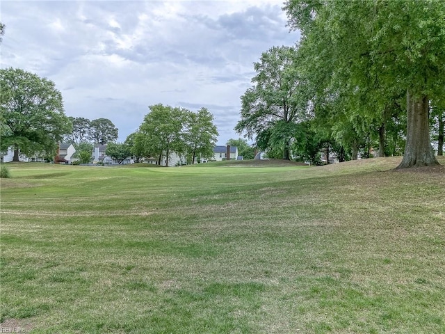 5191 Cypress Point Cir, Virginia Beach, VA 23455 - surrounding community with a lawn