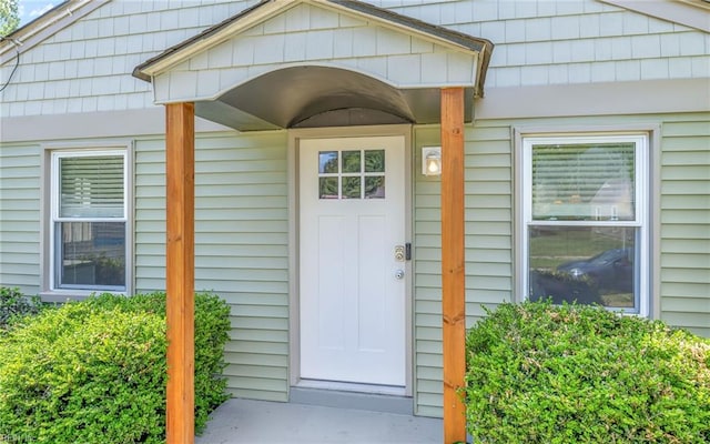 2409 Livesay Rd, Chesapeake, VA 23323 - view of doorway to property