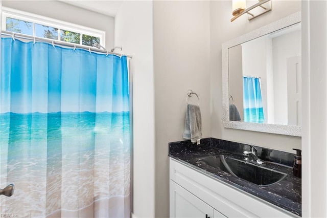 219 Dunway Ln, Chesapeake, VA 23323 - full bathroom featuring vanity and curtained shower