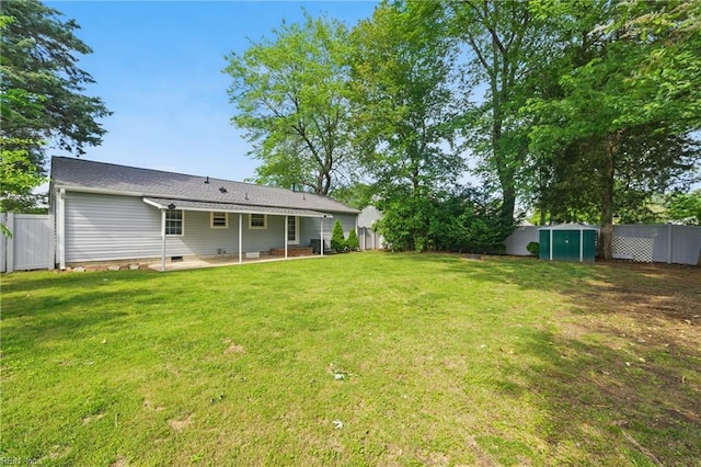 155 Colony Rd, Newport News, VA 23602 - view of yard with a patio area