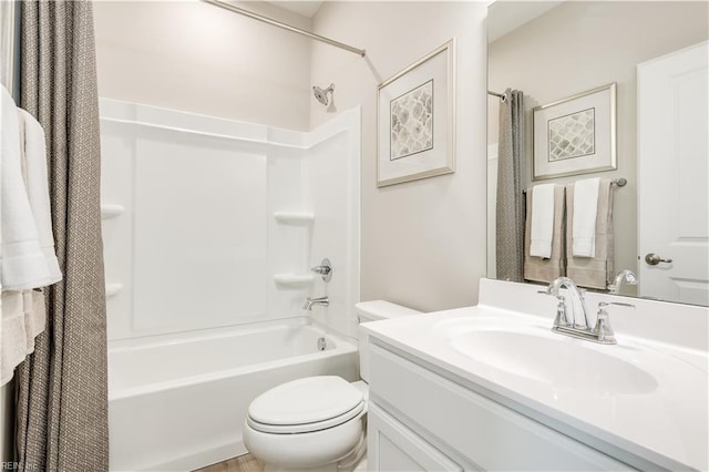 268 Tern Ave, Portsmouth, VA 23701 - bathroom with toilet, vanity, and shower / tub combo
