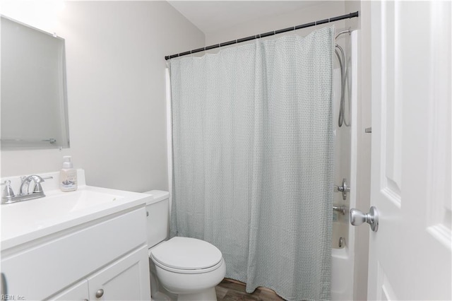 823 Jessie Cir, Newport News, VA 23608 - bathroom with toilet, vanity, and shower / tub combo with curtain