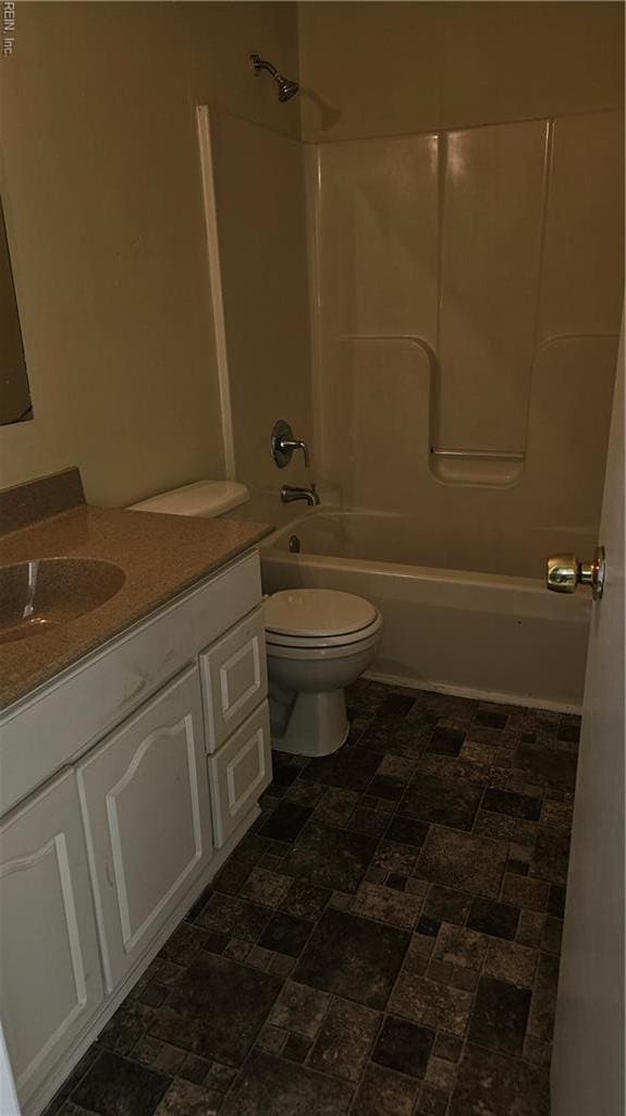 3513 Radford Cir, Chesapeake, VA 23321 - full bathroom with toilet, vanity, and bathing tub / shower combination
