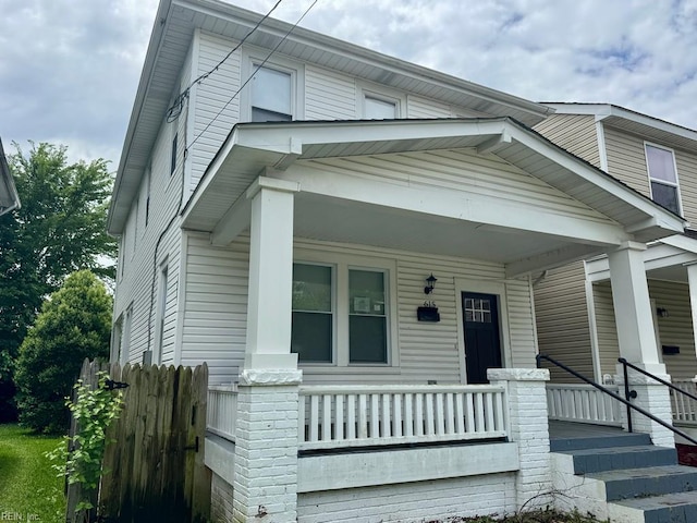 view of front of house with covered porch