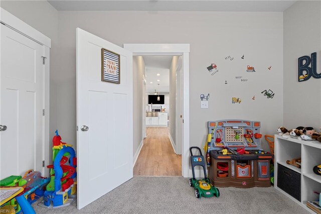playroom with carpet floors