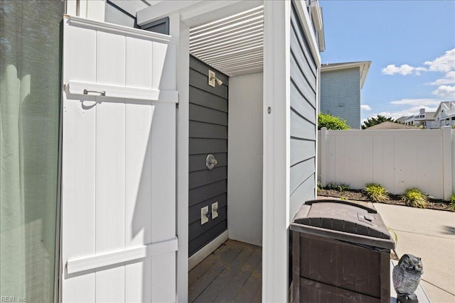 609 S Atlantic Ave, Virginia Beach, VA 23451 - view of doorway to property