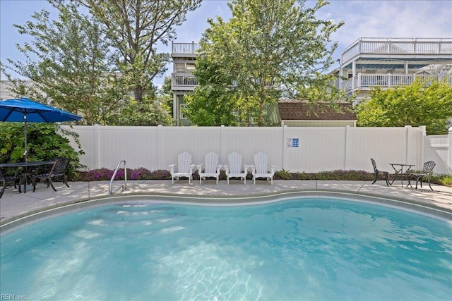 609 S Atlantic Ave, Virginia Beach, VA 23451 - view of pool featuring a fenced backyard and a patio