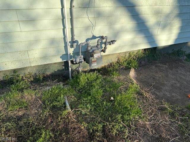 609 Aragona Blvd, Virginia Beach, VA 23462 - exterior view of gas meter
