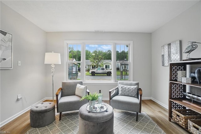 1600 Walsh Ct, Virginia Beach, VA 23454 - sitting room featuring wood finished floors and baseboards