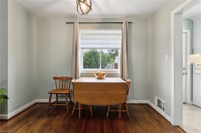 164 Findley Sq, Hampton, VA 23666 - dining space with wood finished floors, baseboards, and washer / dryer