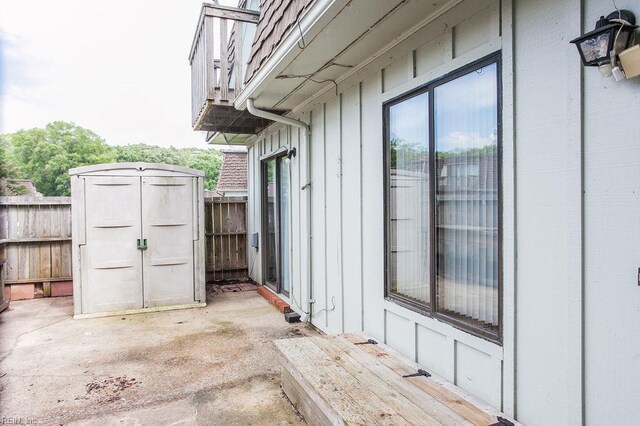 1705 Ocean Bay Dr, Virginia Beach, VA 23454 - view of patio / terrace