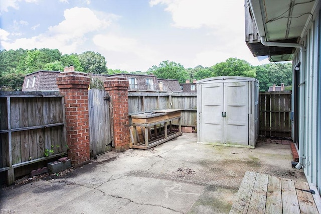 1705 Ocean Bay Dr, Virginia Beach, VA 23454 - fenced backyard with a patio area