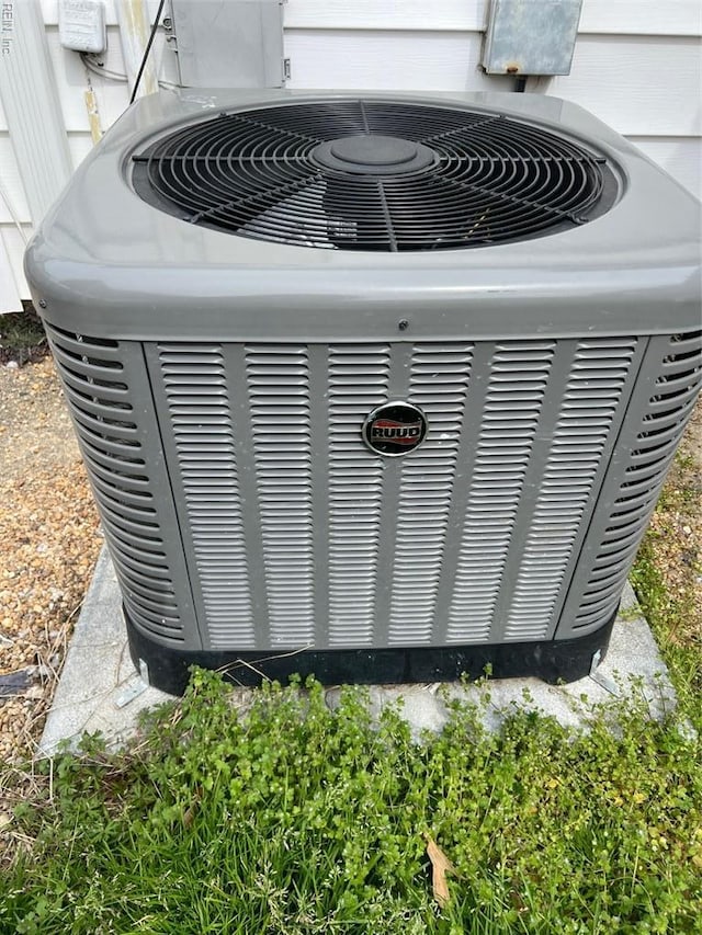 719 Tilden Pl, Virginia Beach, VA 23454 - exterior view of central AC unit