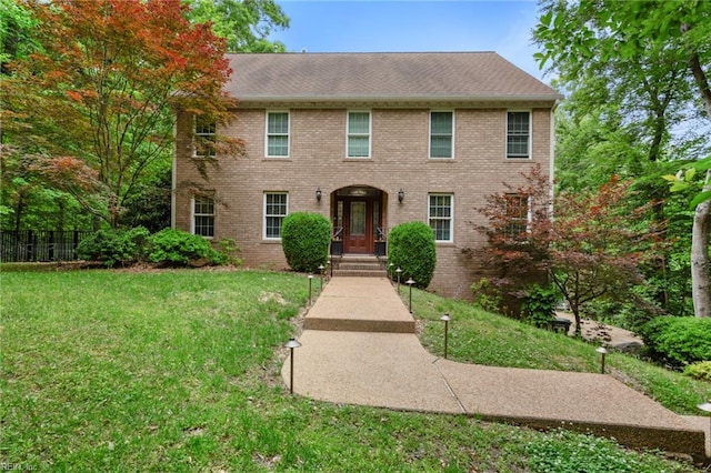 527 Lakeshead Dr, Williamsburg, VA 23185 - colonial inspired home featuring brick siding and roof with shingles