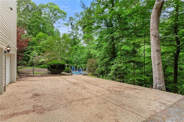 527 Lakeshead Dr, Williamsburg, VA 23185 - view of patio featuring fence
