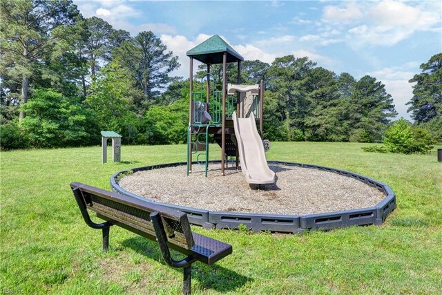 20 Pickins Dr, Poquoson, VA 23662 - community playground with a yard