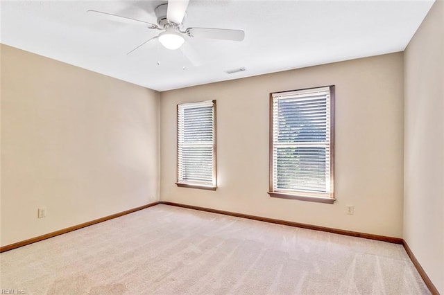 810 Erskine St, Hampton, VA 23666 - unfurnished room featuring baseboards, light carpet, and ceiling fan