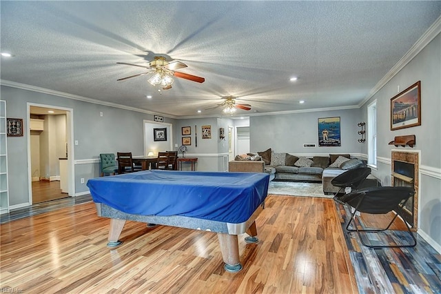 3582 Tennessee Ave, Norfolk, VA 23502 - playroom with a textured ceiling, a ceiling fan, light wood-style floors, recessed lighting, and pool table