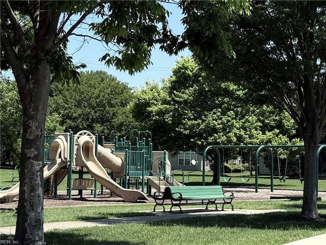107 Hamilton Ct, Suffolk, VA 23435 - community playground featuring a yard