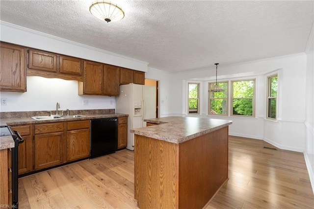 25 Hunter Trce, Hampton, VA 23669 - kitchen featuring dishwasher, a sink, white fridge with ice dispenser, a textured ceiling, and light wood finished floors