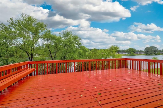 3925 Grand Isle Dr, Chesapeake, VA 23323 - wooden terrace with a water view