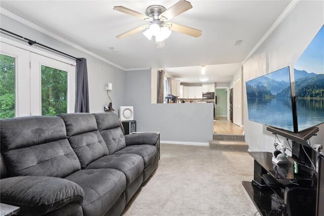 155 Wilderness Rd, Hampton, VA 23669 - living area with ornamental molding, baseboards, and ceiling fan