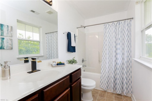1060 Fairgrounds Ln, Suffolk, VA 23434 - bathroom with toilet, vanity, and shower / tub combo with curtain