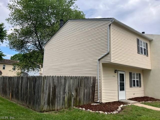 12765 Woodside Ln, Newport News, VA 23602 - view of home's exterior featuring fence