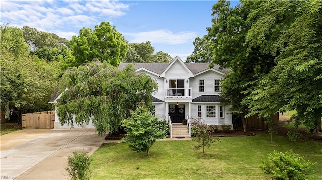 2740 Duckwood Ct, Suffolk, VA 23435 - traditional home featuring driveway and roof with shingles