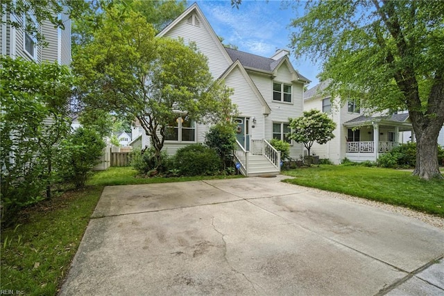 411 Rhode Island Ave, Norfolk, VA 23508 - traditional home featuring a front yard