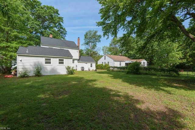 310 Manteo Ave, Hampton, VA 23661 - view of grassy yard