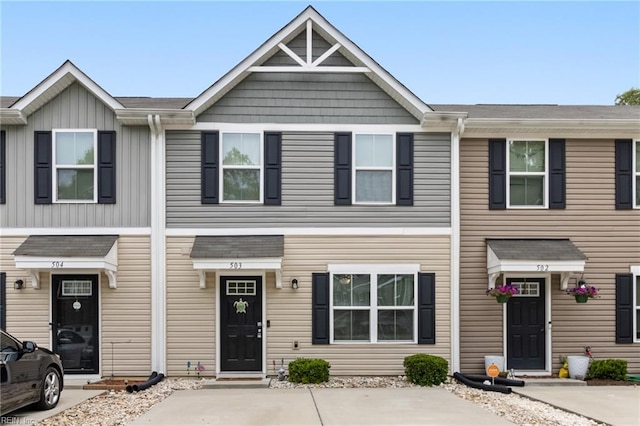 view of townhome / multi-family property