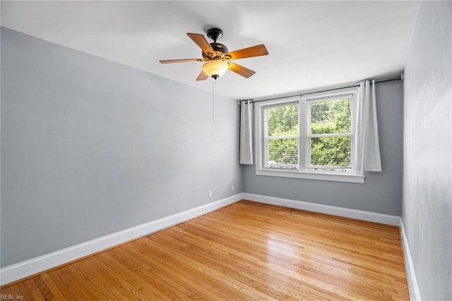 1506 Colonial Ave Unit 9, Norfolk, VA 23517 - empty room with light wood finished floors, baseboards, and a ceiling fan