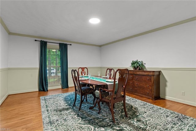 104 Beechwood Dr, Franklin, VA 23851 - dining space featuring crown molding and wood finished floors