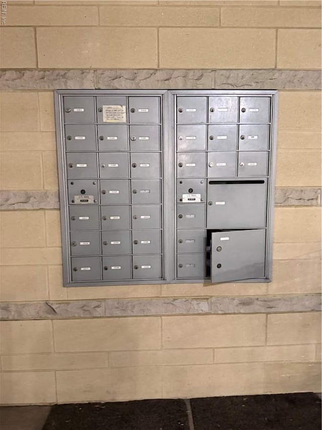 4250 Granby St Unit 106, Norfolk, VA 23504 - detailed view of mail area